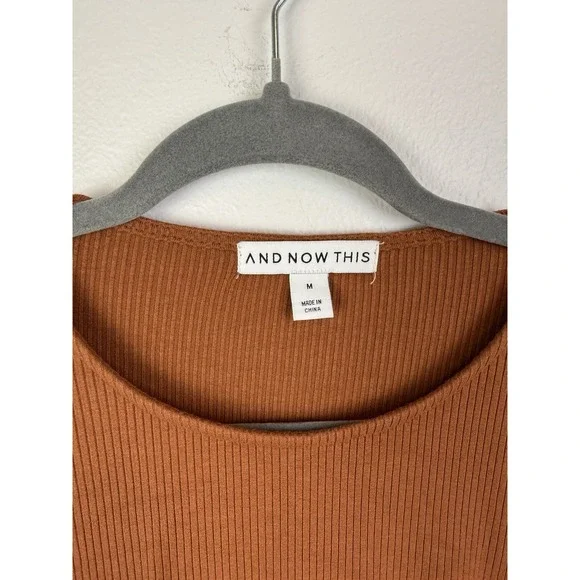 And‎ Now This Womens Burnt Orange Crop Top  Long Sleeves Blouse Sz M - Picture 3 of 6
